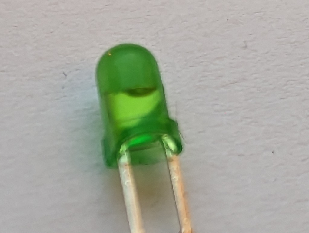 A picture of an LED.